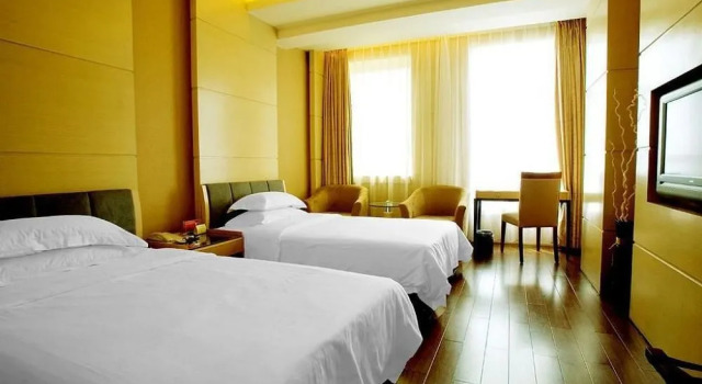 Elegance Hotel, Prenota Hotel Hotel a Jiangsu con parcheggio, Parcheggio