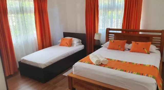 Grace Self Catering, Book Hotel Hotels in Mahe with Parking, Parking