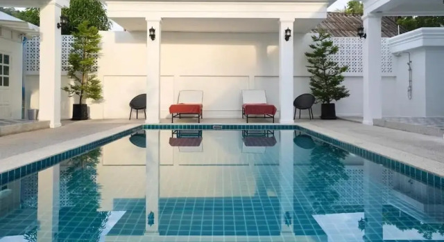 Tarn Villa Krabi