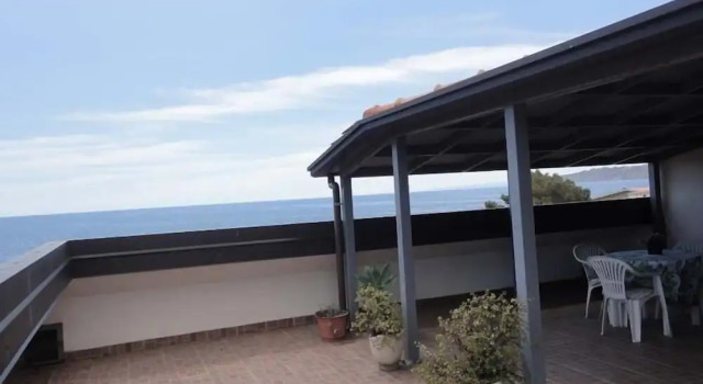 Апартаменты Wonderful Apartment in Front of the sea