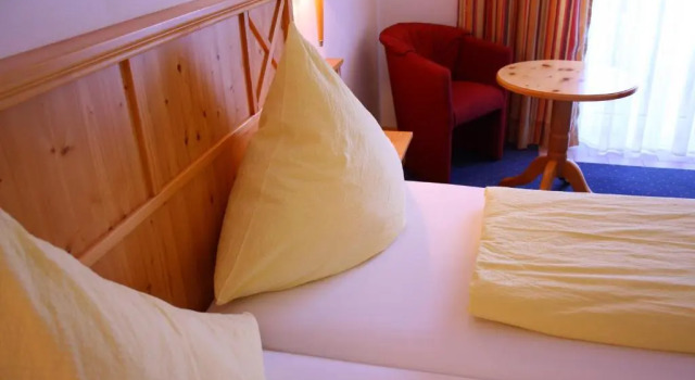 Двухместный номер Standard с балконом Hotel-Landgasthof Ploss