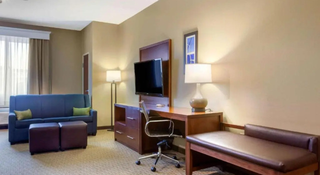 Люкс Comfort Inn & Suites Amarillo East