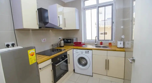 Апартаменты с 3 комнатами с балконом Hallmark Apartments