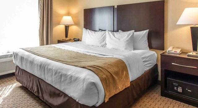 Люкс Comfort Suites Lawton Near Fort Sill