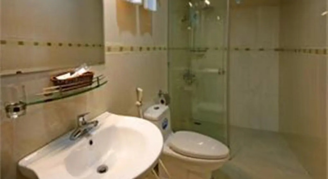 Номер Deluxe An Binh 2 hotel near Dam Sen Park