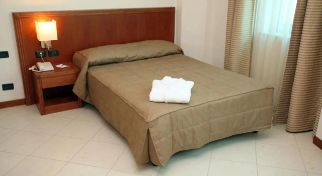 Номер Standard Hotel Parisi