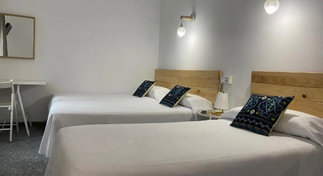 Трёхместный номер Standard Hostal Paco Marbella