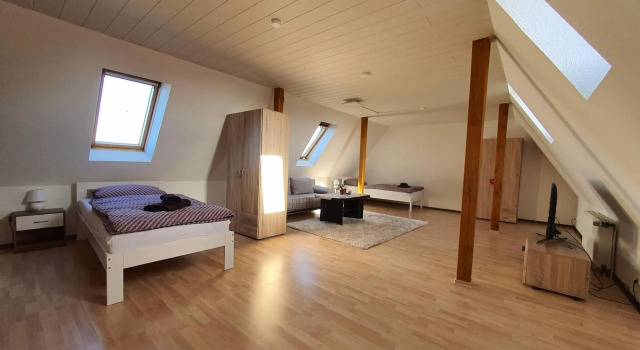 Apartment Near Jadeweserport and Centre, Забронировать Апартаменты/квартира Отели Вильгельмсхафен с парковкой, Парковка