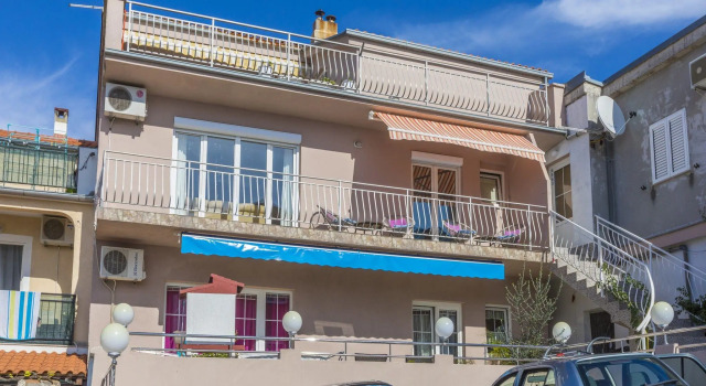 Apartments Ana