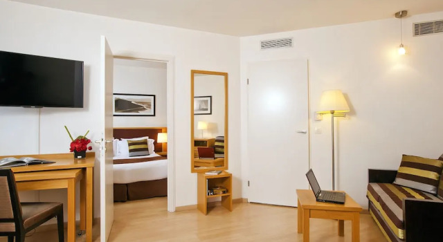 Апартаменты Standard с балконом Residhome Apparthotel Paris Massy