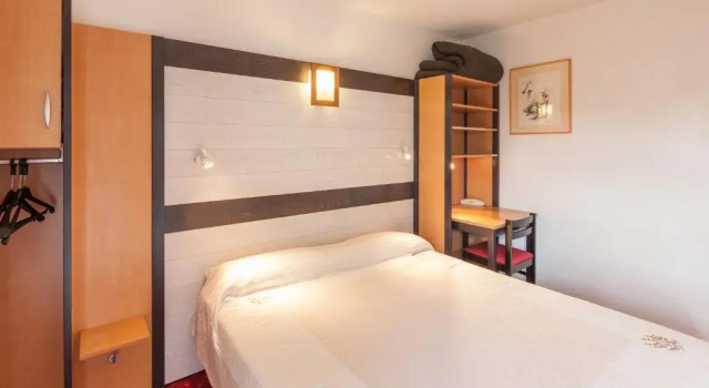 Двухместный номер Standard Hôtel Restaurant Le Brennus Logis Hotels
