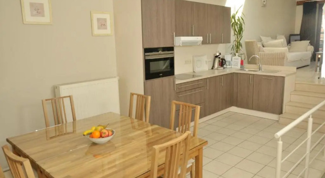 Коттедж Holiday Home 't Regulierenhuisje