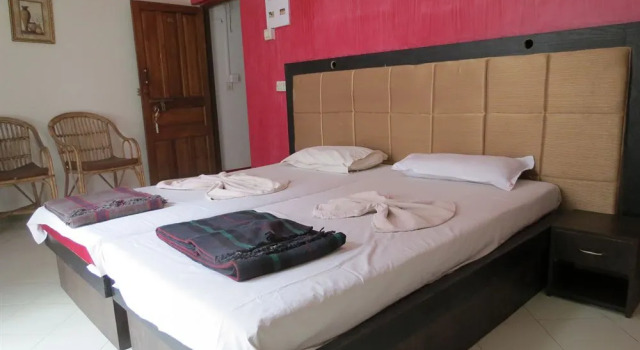TSK - The Golden Nest Deluxe, Book Hotel Calangute 