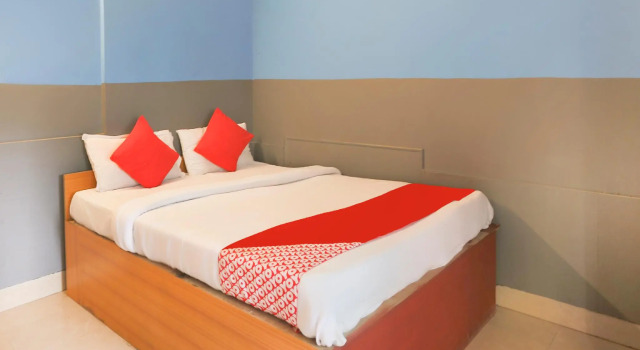 OYO 70033 Arv Hotels, Prenota Hotel Calcutta 