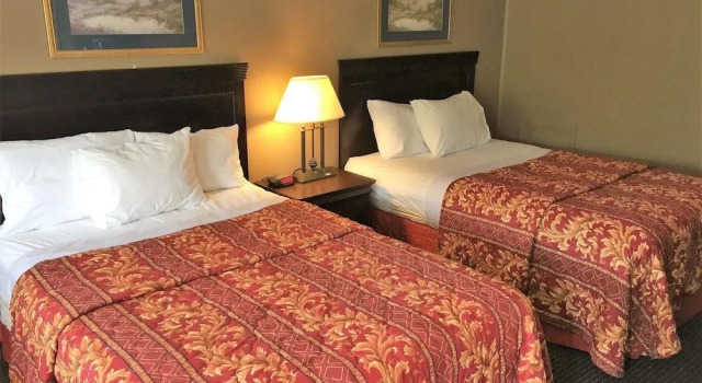 Red Carpet Inn & Suites - Albany Airport, Book Hotel Albany Hudson Valley