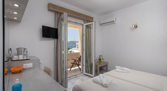 Двухместный номер Standard с видом на море Portiani Hotel