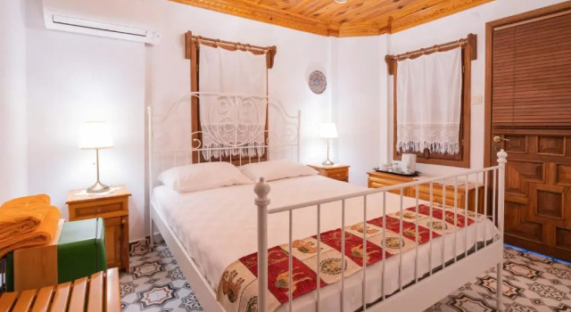 Двухместный номер Deluxe с балконом Liya Boutique Hotel & Suites