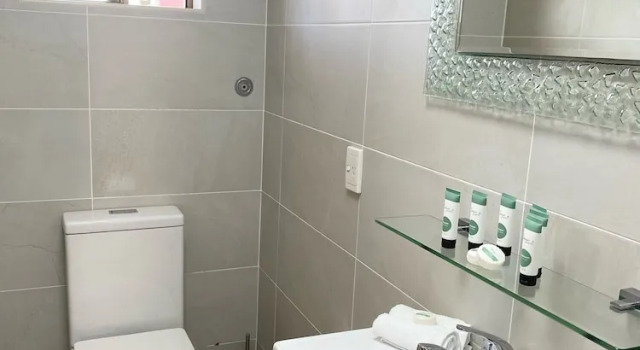 Четырёхместный номер Standard c 1 комнатой Tallarook Motor Inn