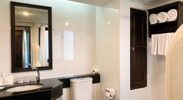 Трёхместный номер Deluxe Raming Lodge Hotel