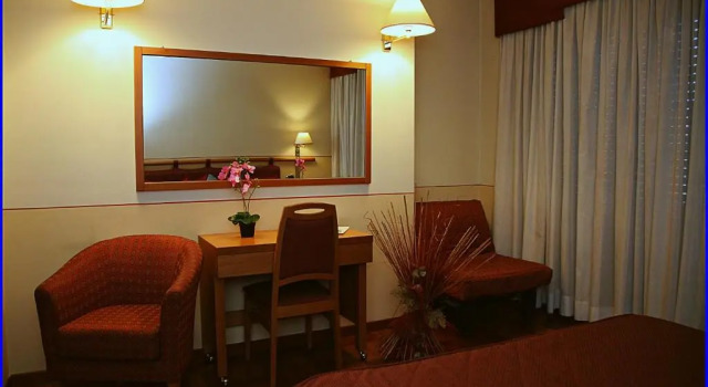 Трёхместный номер Standard Hotel Meeting