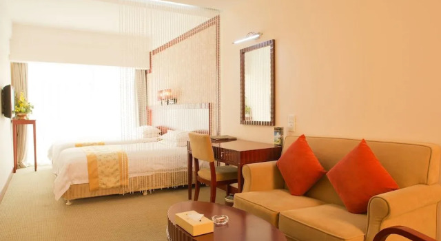 Silver Hotel