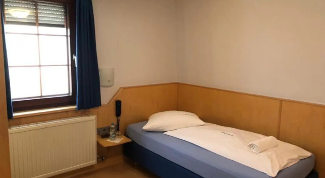 Gasthof zum Hirsch, Prenota Hotel Sachsenheim 