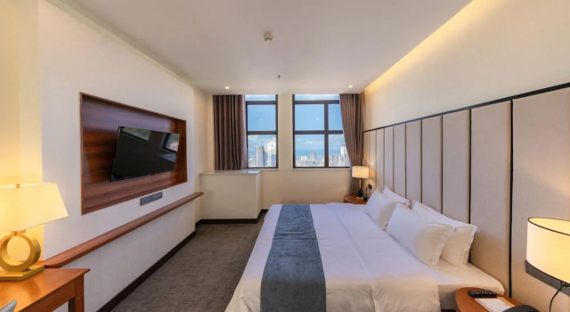 Legend Hotel and Resort