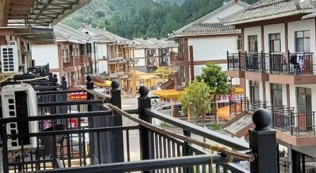 Libo Small Seven Holes Tranquility Inn, Book Hotel Libo Guizhou