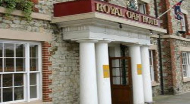 The Royal Oak Hotel, Забронировать Отель Севенокс Kent Downs
