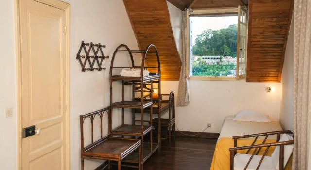 Camera Standard Tsara Guest House
