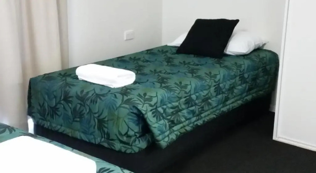 Port Denison Motor Inn, Rezerwuj Hotel Hotele w Whitsundays z parkingiem, Parking