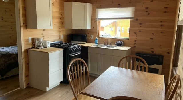 Номер Standard с 2 комнатами с видом на озеро Air-Dale Lodge