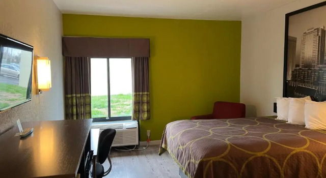 Четырёхместный номер Standard Super 8 by Wyndham Clemmons - Bermuda Run - Winston-Salem I-40