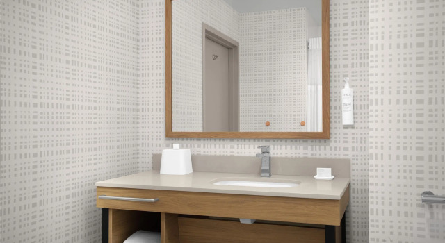 Люкс Hampton Inn & Suites Phoenix Glendale-Westgate