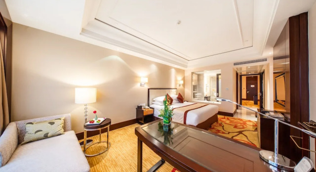 New Yallan Hotel Deqing