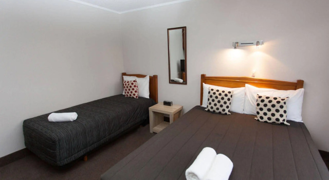 Alton Lodge Motel