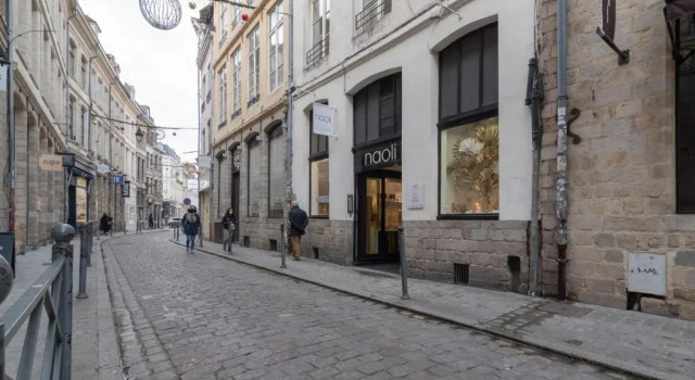 Lille Centre - Nice cozy and functional studio, Забронировать Отель Отели Лилля с парковкой, рядом с Chambre de Commerce, Парковка