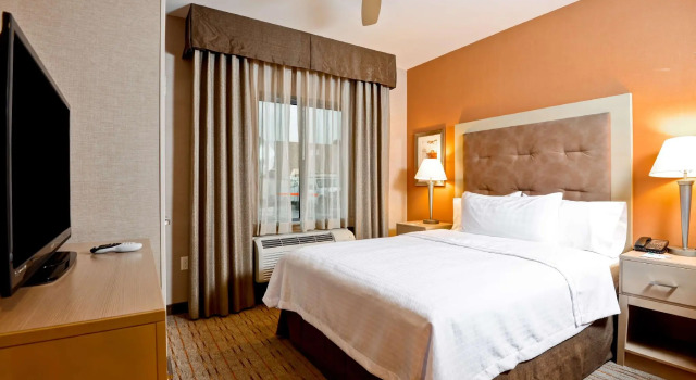 Двухместная Accessible студия Homewood Suites by Hilton Anaheim Conv Ctr/Disneyland Main
