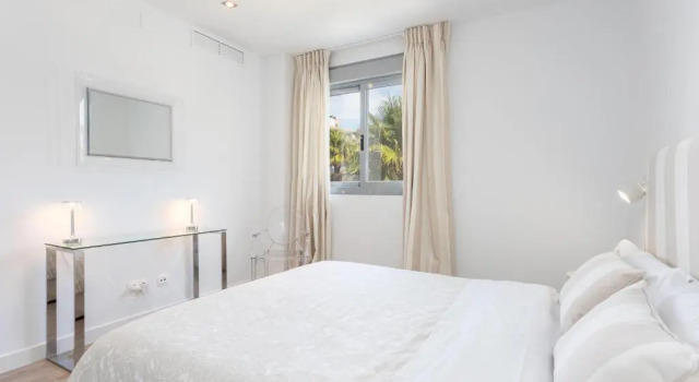 Апартаменты Deluxe JansSun Apartment Cabopino Canovas