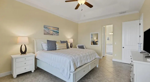 Villa Sol South Gulf Cove! Pool/spa Waterfront Canal W Dock 3 Bedroom Home