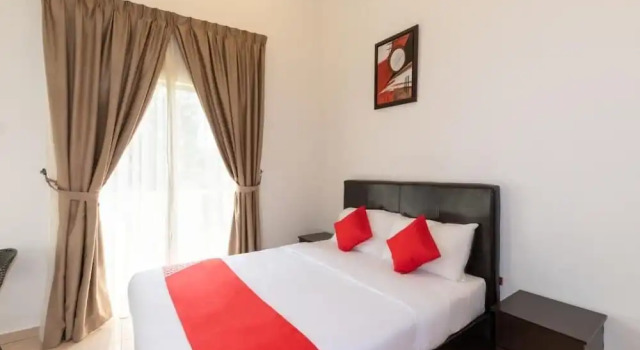 Одноместный семейный люкс с видом на сад Seri Bayu Resort Hotel