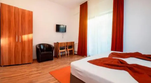Vila Tisa, Rezerwuj Hotel Hotele w Carpathians - Romania z parkingiem, Parking