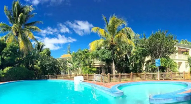 Beachfront Villa in a beautiful and secured complex, Foglalás Villa Villák Mauritius West Coast, Villa