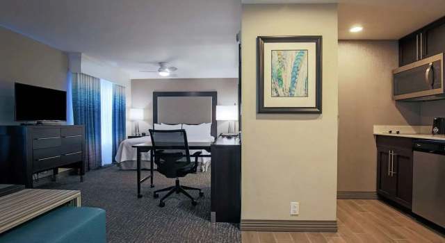 Люкс Homewood Suites by Hilton Asheville