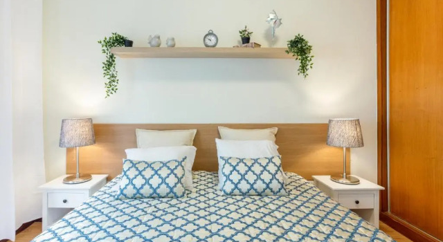 Deluxe Bright Flat with Netflix by Host Wise