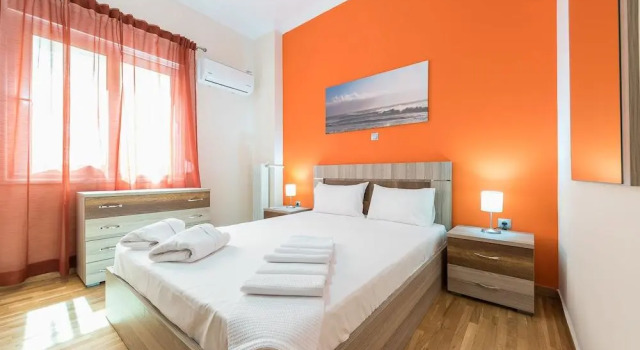 Stylish Home in Koukaki, Забронировать Отель Афины Острова Саронического залива - Аттика, рядом с Холм Филопаппос