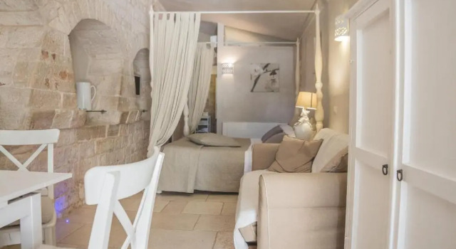 Masseria Rosa Trulli Relais, Varaa Hotelli Locorotondo Bari Province