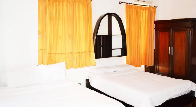 Perfume Grass Inn