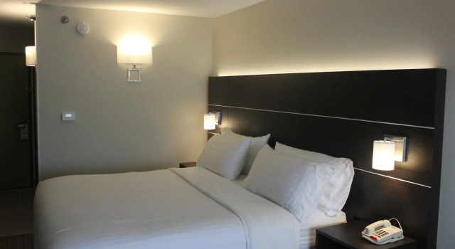 Номер Standard Holiday Inn Express Corydon by IHG
