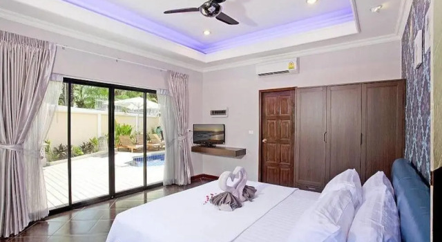 Tropical View Villa